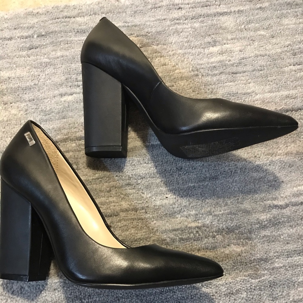 Dress shoes with block heels Calvin Klein